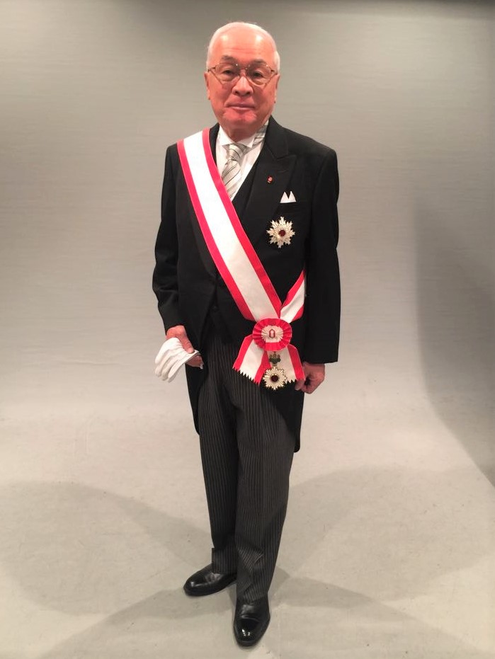 Condecoración del Gobierno del Japón al Embajador Toyotoshi