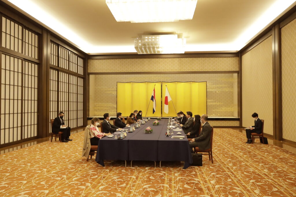 Fructífera reunión de cancilleres en el cierre de la visita oficial al Japón