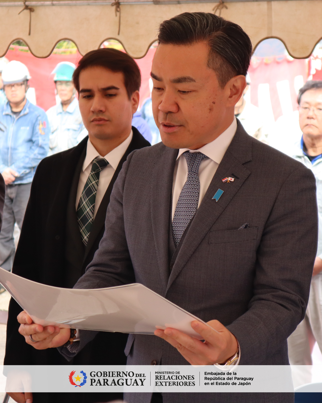 Embajador Mario Toyotoshi durante la botadura DRM-5 Paraguay